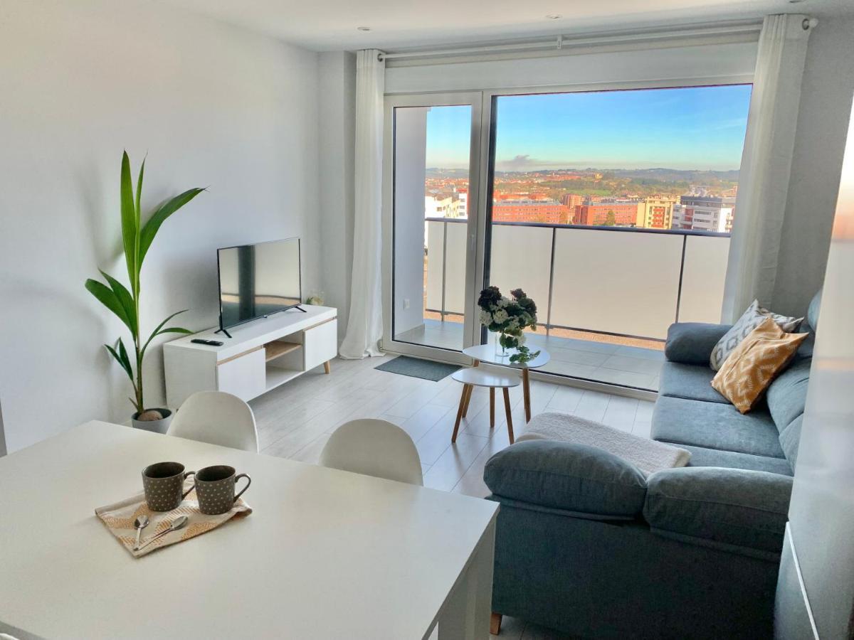 Apto Huca. Parking/wifi Incluido Apartment